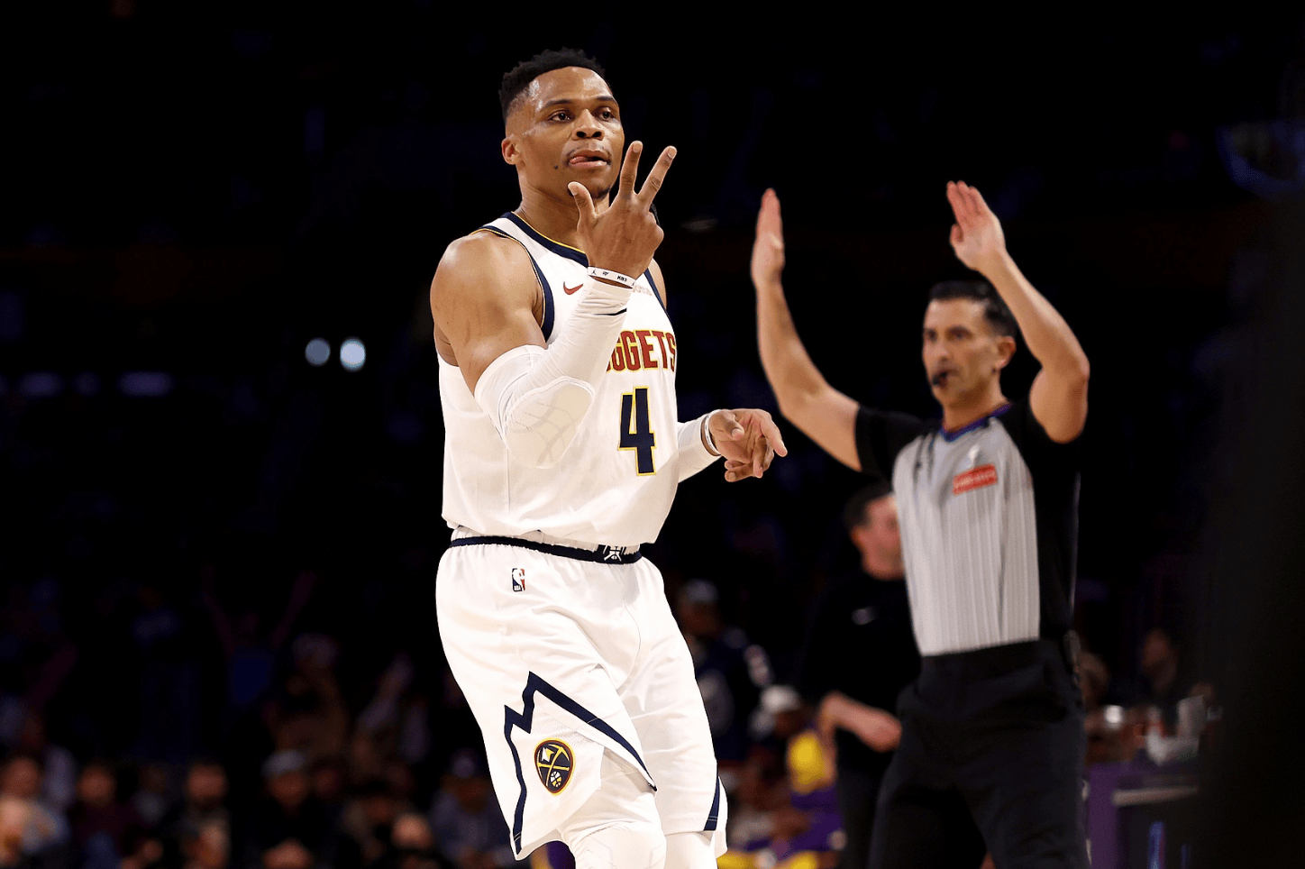 ATP总决赛四强形势明朗！辛纳晋级+室内硬地28连胜，谢尔顿已出局（ATP总决赛四强趋明朗：辛纳锁定晋级并豪取室内硬地28连胜，谢尔顿无缘四强）