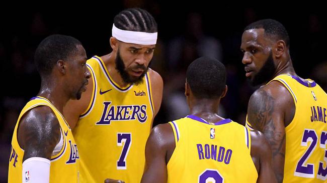 悉尼FC主帅：罗里腿筋受伤，无缘出战本周末对阵珀斯的联赛（悉尼FC主帅证实：罗里腿筋拉伤，将缺席周末对珀斯的联赛）