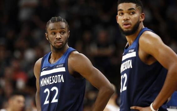 最想“偷师”队友的哪种特质？泽林斯基：姆希塔良的足球智慧（泽林斯基谈最想学习的队友特质：姆希塔良的足球智慧）