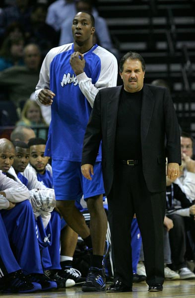 英超战报：西蒙斯传射，里沙利松破门，热刺2-0布伦特福德（英超战况：西蒙斯传射立功，里沙利松破门，热刺2-0击败布伦特福德）