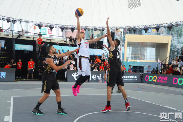 恰20：尼科-帕斯？他进步了很多很有前途，但我不关注对手（恰20谈尼科-帕斯：进步明显、前景光明，但我只专注自己）